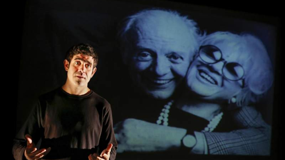 Domodossola celebra Fo: “Mistero Buffo” apre Diffusioni Teatrali 2026