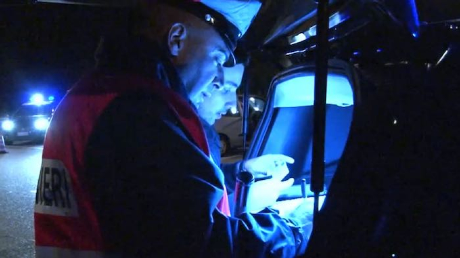 Controlli sulle strade nel ponte di Pasqua: sei patenti ritirate e denunce