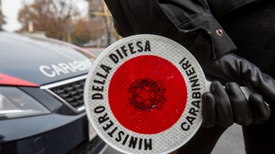 Rischia una denuncia per evasione dai domiciliari