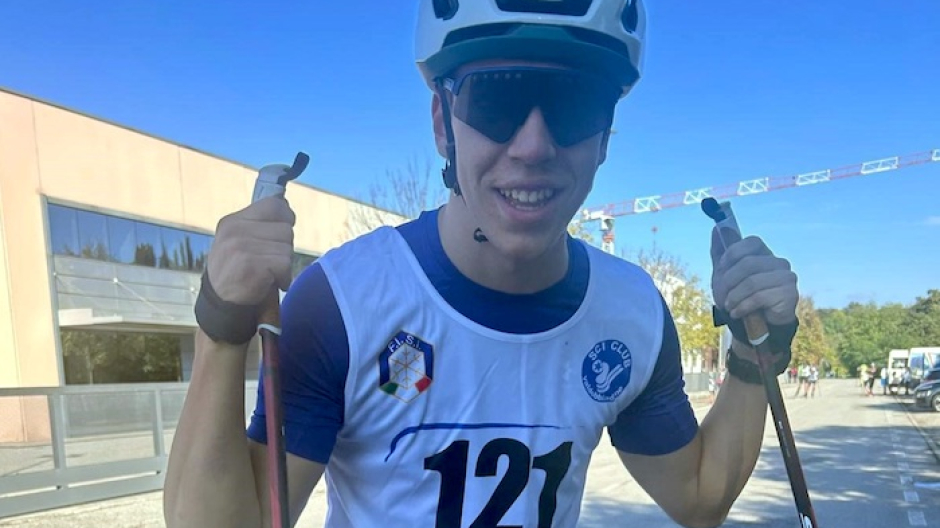 Martino Folchi in gara nello skiroll a Genova 