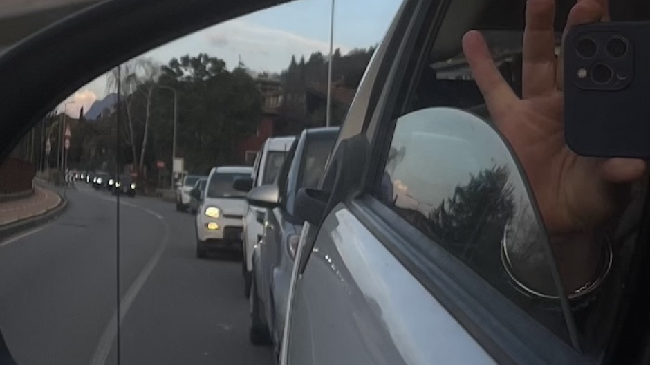 Fondotoce: tre giorni di senso unico alternato per doppio cantiere 