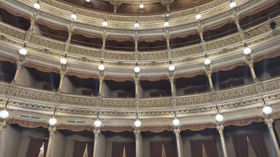 Teatro Coccia, per il mese di aprile un ricco cartellone