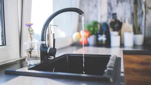 Arona, revocata ordinanza obbligo bollitura dell'acqua: situazione rientrata